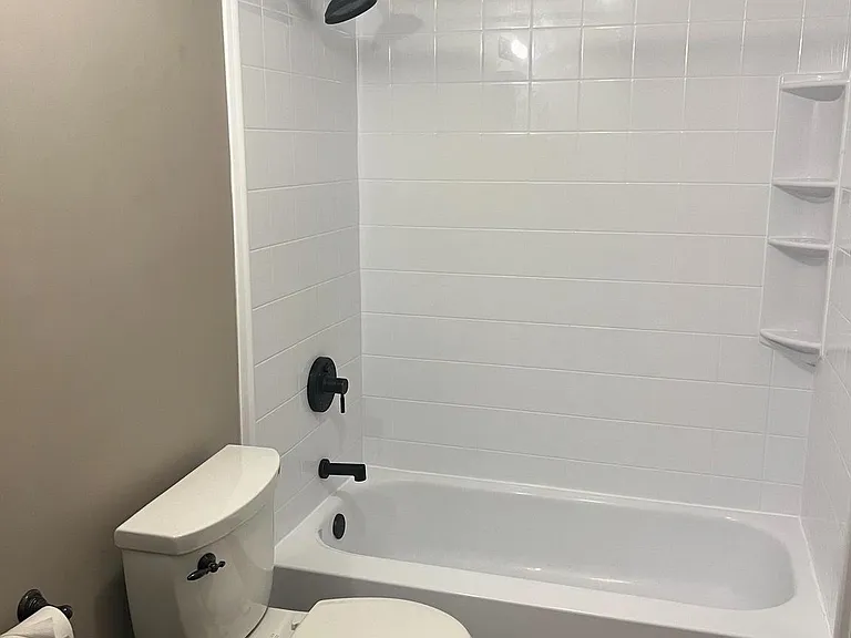218 Delmar St #2 — Photo 17