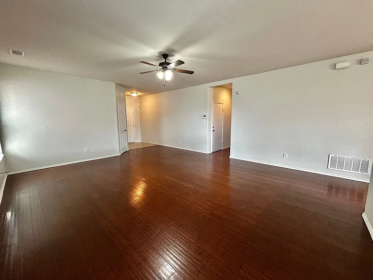 5837 Fantail Dr — Photo 4