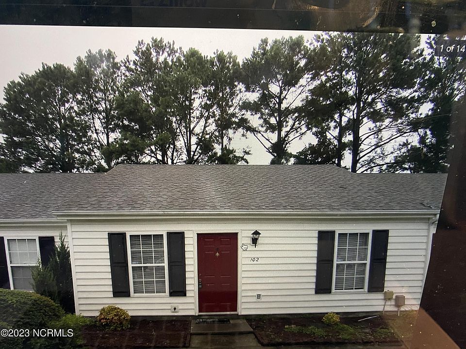 2nd image of 109 Christopher Ct