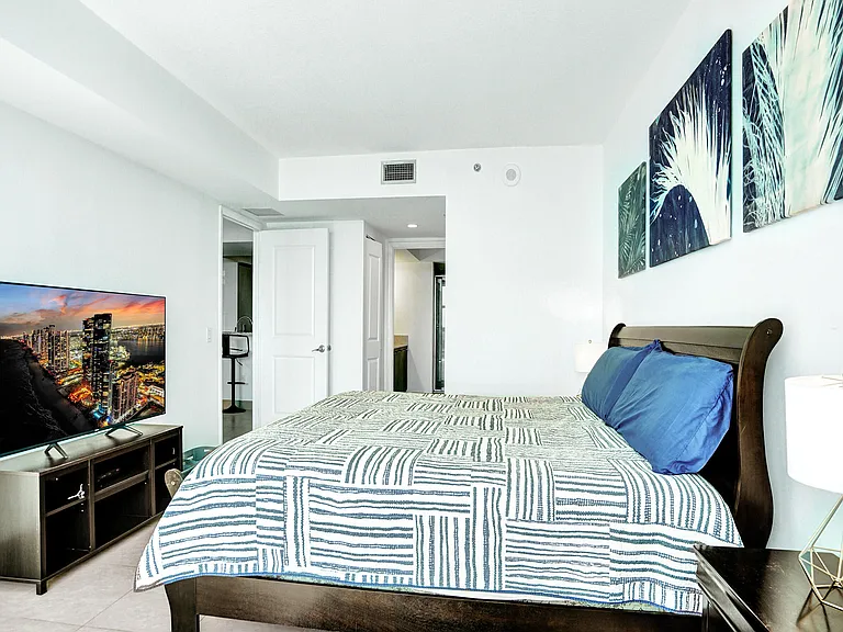 2641 N Flamingo Rd #2105N — Photo 7