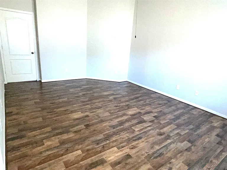 25011 Emporia Point Ct — Photo 24