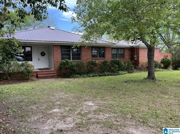 215 Martha St, Clanton, AL 35045