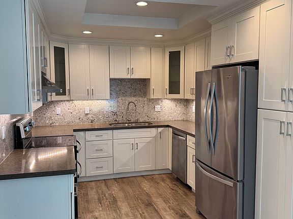2nd image of 1579 Willowhaven Ct