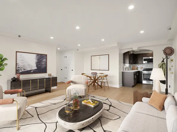 102-10 Queens Boulevard image 1 of 13