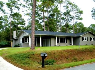 1203 Lake Dr, Tifton, GA 31794