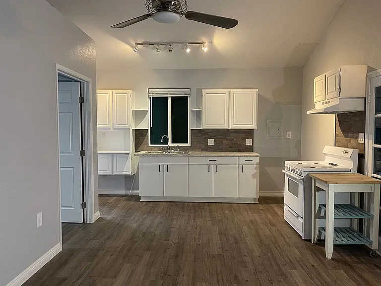 9223 Ramona Ave #2 — Photo 4