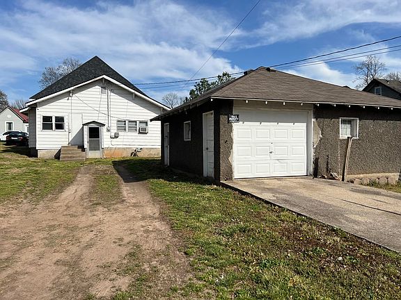 2nd image of 806 4th Street