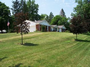 1103 Riley Rd, Kendallville, IN 46755