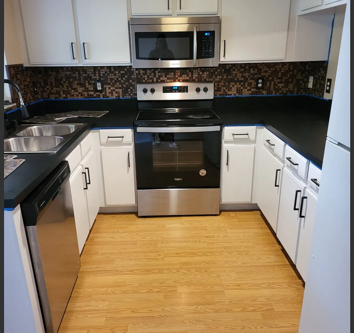 3 bed, 1600 sqft, $1,500 — Photo 1