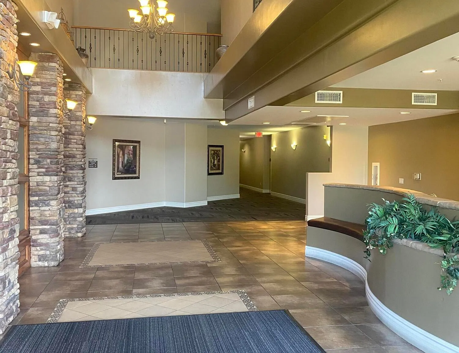2 bed, 1246 sqft, $2,300 — Photo 3