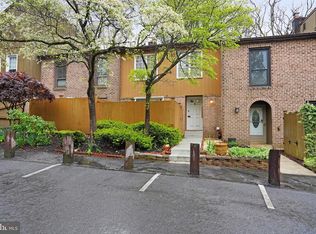 56 Winged Foot Dr, Reading, PA 19607