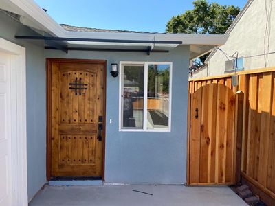 1133 Jervis Ave, East Palo Alto, CA, 94303