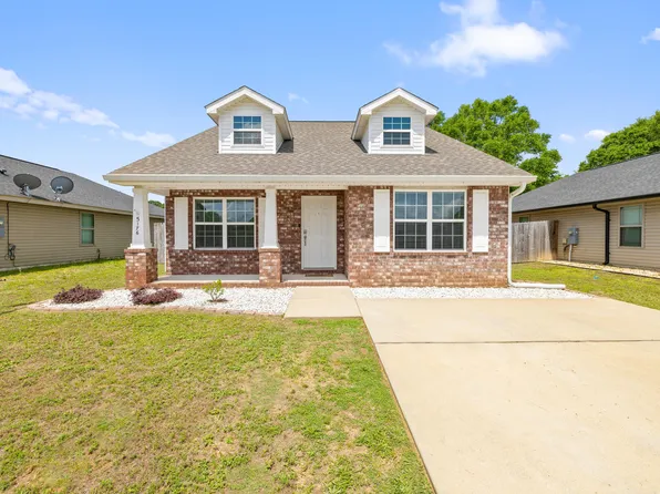 5176 Carmell Ridge Cir, Milton, FL 32570