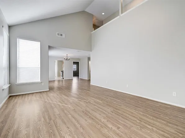 29119 Fox Fountain Ln, Spring, TX 77386