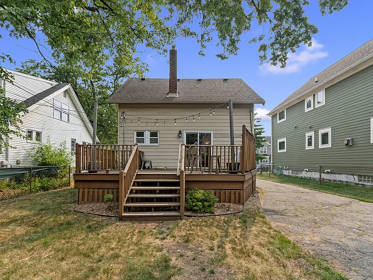 1034 Mohawk Ave — Photo 17