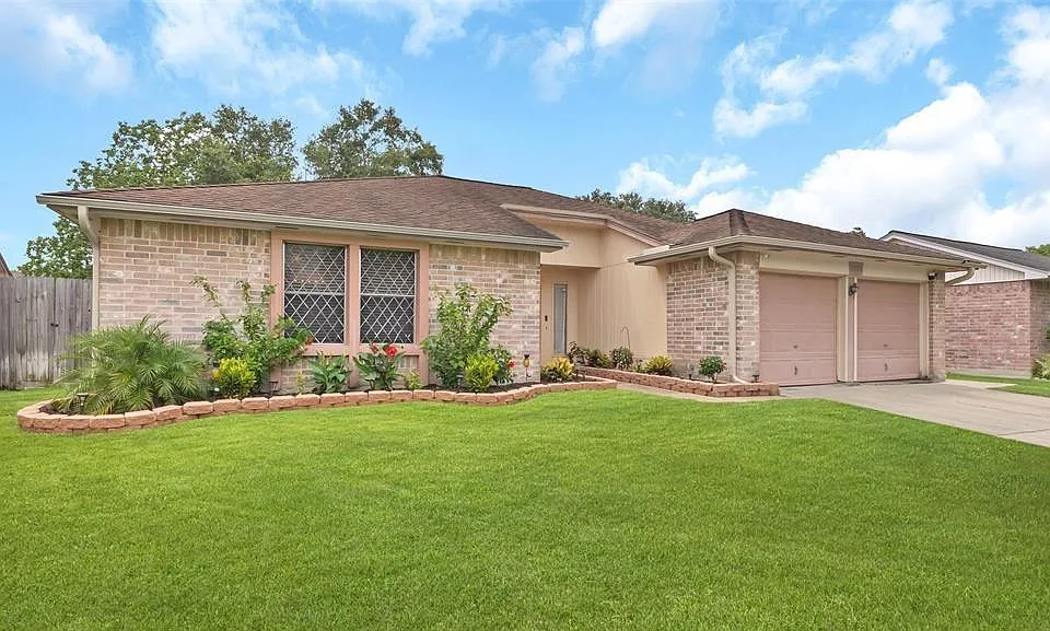 7251 Sonnet Glen Ln