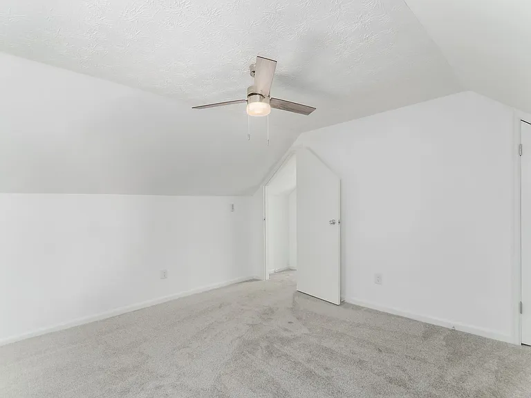 1426 E Rich St — Photo 20
