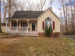 14602 Switchback Ln, Chester, VA 23831