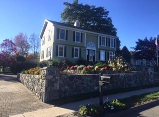 27 Cedar Rdg, Bristol, CT 06010