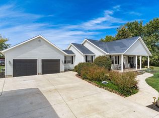 1214 Bogus Rd SE, Washington Court House, OH 43160