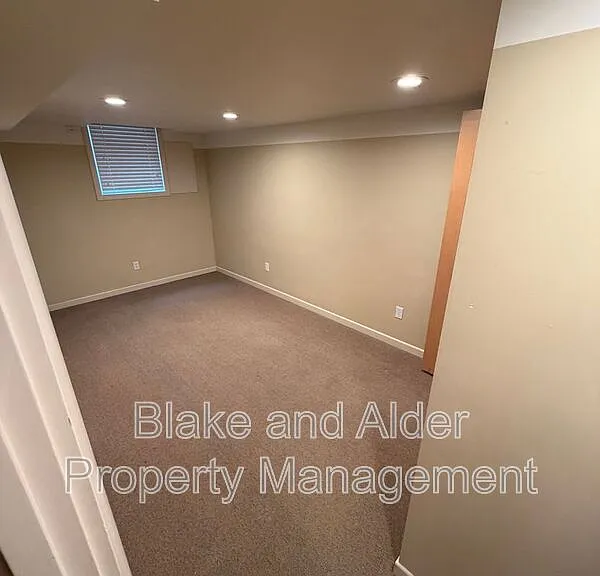 5226 SE Clinton St — Photo 13