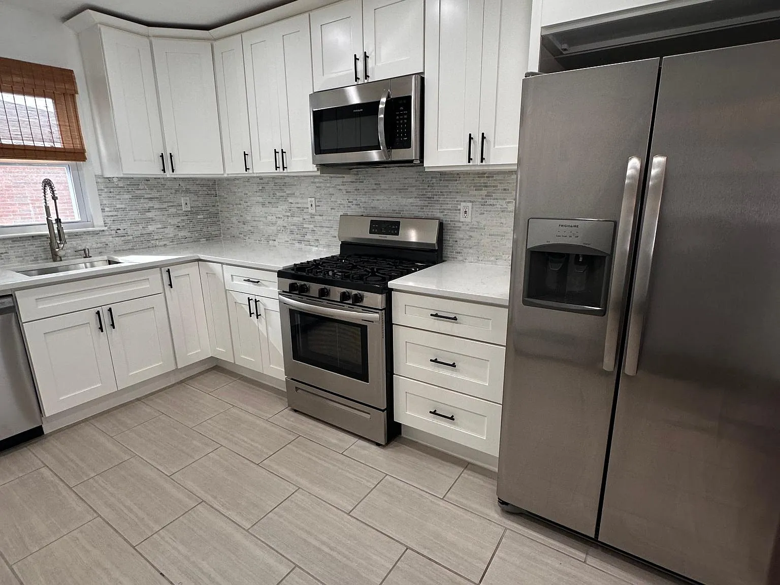 311 Kennedy Dr — Photo 4