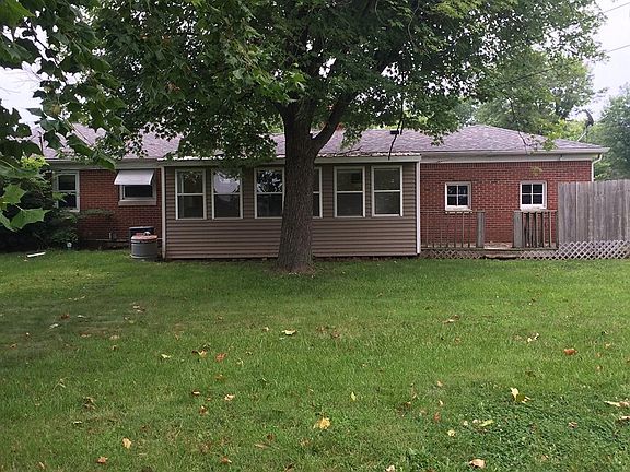 3rd image of 6522 Lockwood Ln