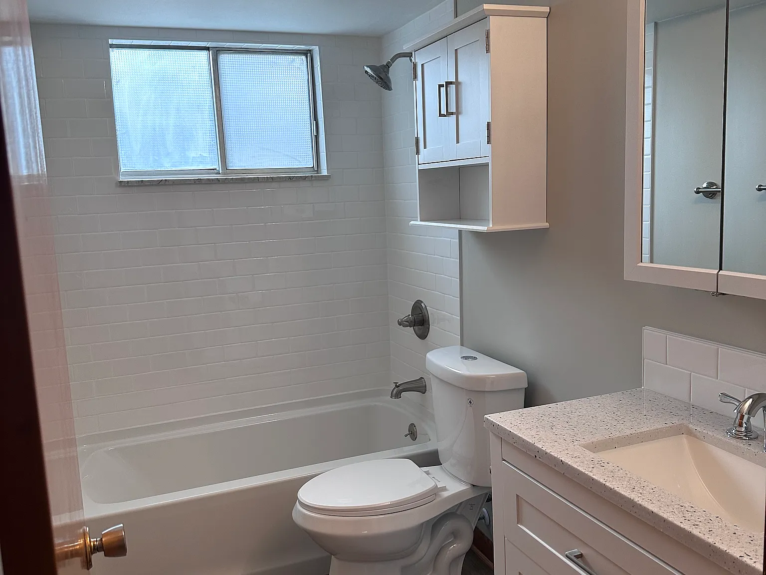 5082 S Main St — Photo 2