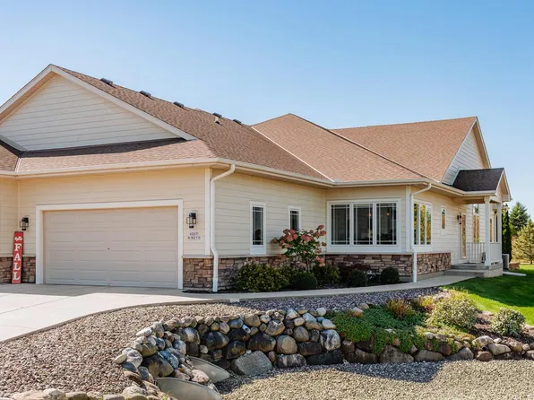 W207N16211 Elliot DRIVE #17, Jackson, WI 53037