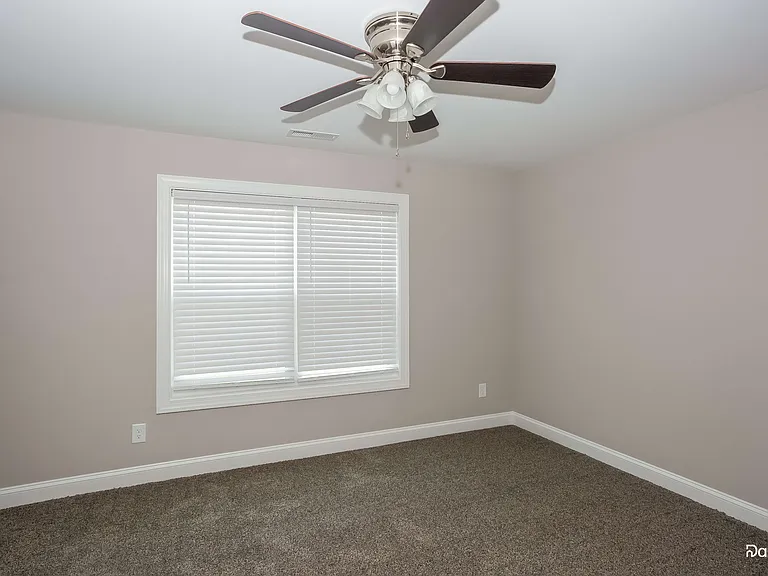 222 Arey Ave — Photo 7