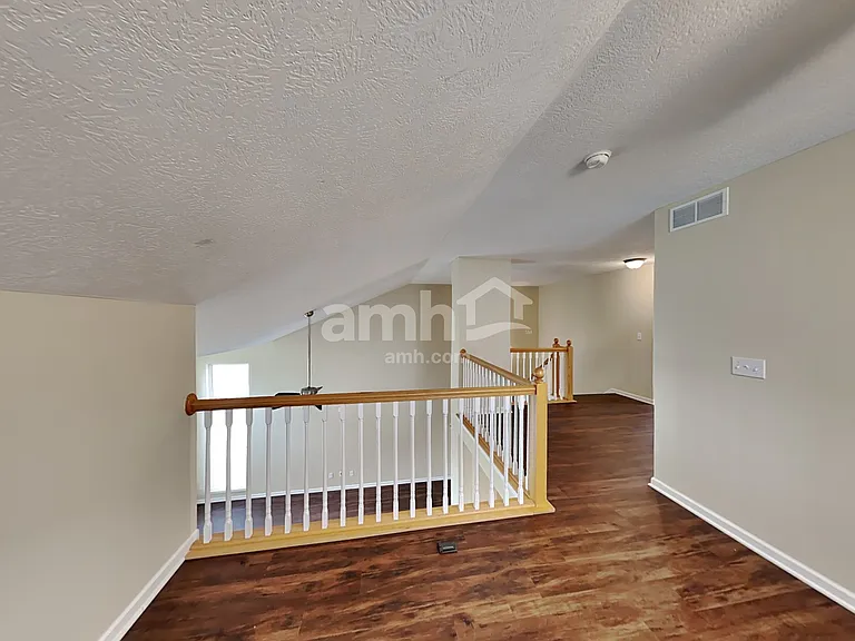 338 Calebs Ct — Photo 15