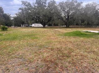 3002 Bruton Rd, Plant City, FL 33565