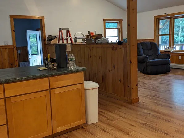 179 Bar Mills Rd, Hollis Center, ME 04042