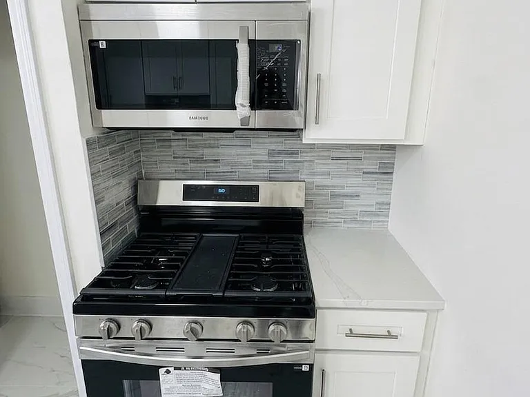 186 Isabella Ave #1 — Photo 12