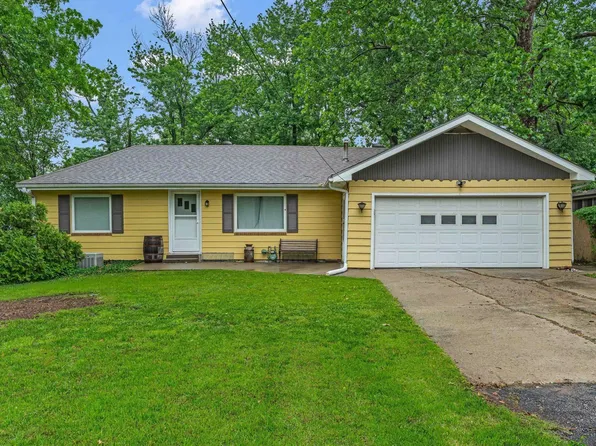 3925 N Kansas Ave, Topeka, KS 66617