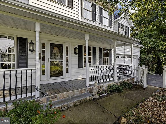 3rd image of 3227 Cavalry Ridge Ct