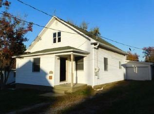 406 N Gardner St, West Frankfort, IL 62896