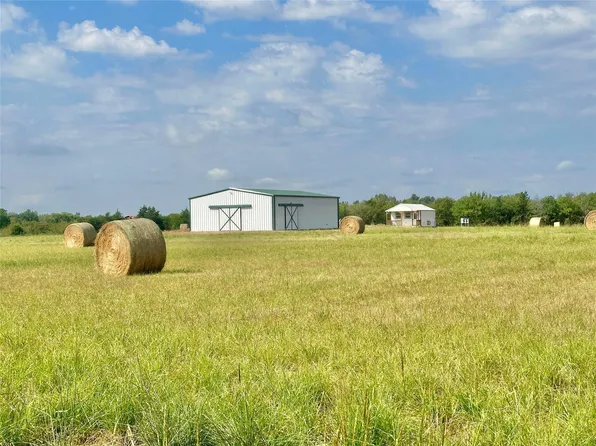 1951 County Road 1157, Brashear, TX 75420