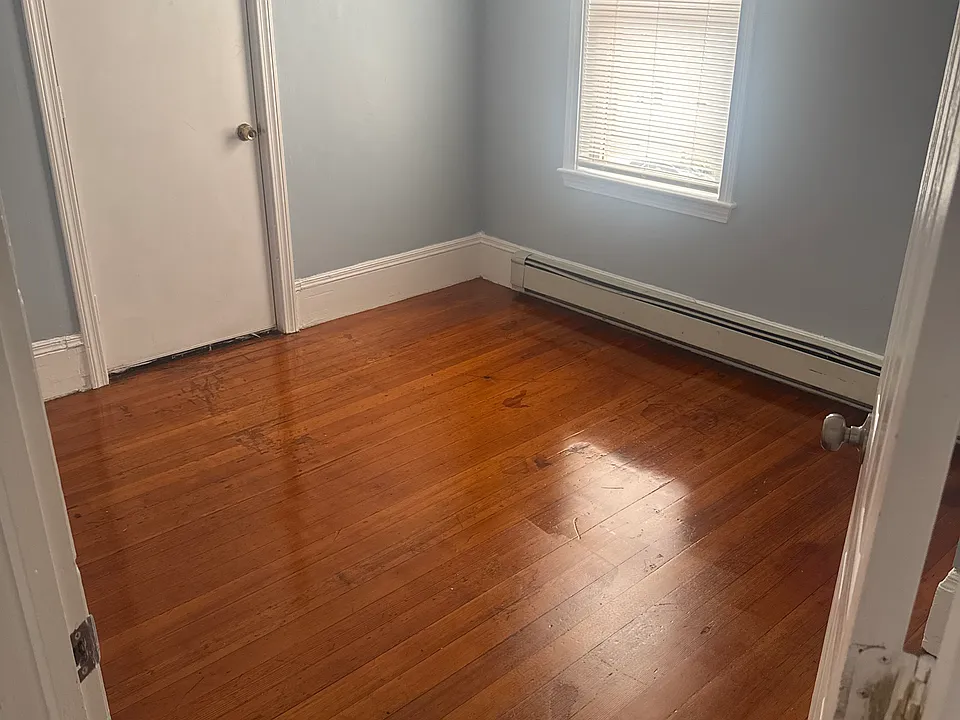 9 Nightingale St #3