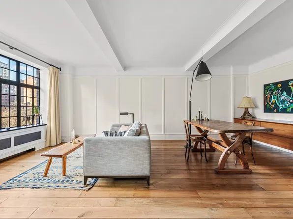 44 Gramercy Park North image 1 of 9