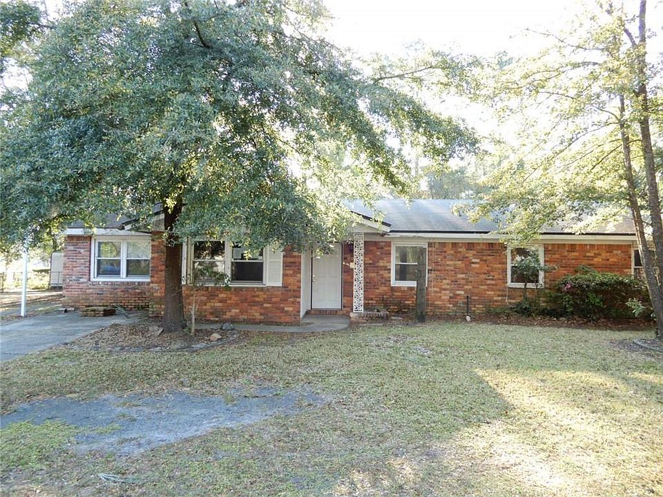 1st image of 318 Hornet Dr