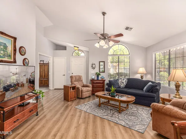 855 E VAUGHN Avenue, Gilbert, AZ 85234