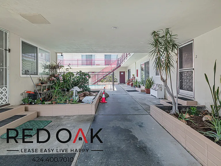 16910 Crenshaw Blvd #20 — Photo 12