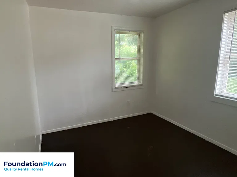 1277 Airways Blvd #2 — Photo 8