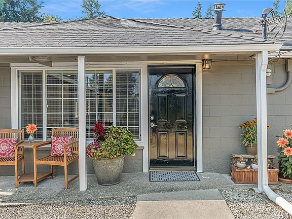 5th image of 21900 54th Ave W