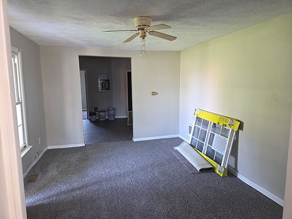 4th image of 1008 E Kirby Ave APT 1