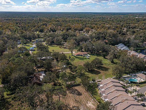 3rd image of 644 Dolores Dr