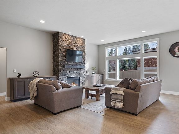 2nd image of 11910 N Osprey Ln