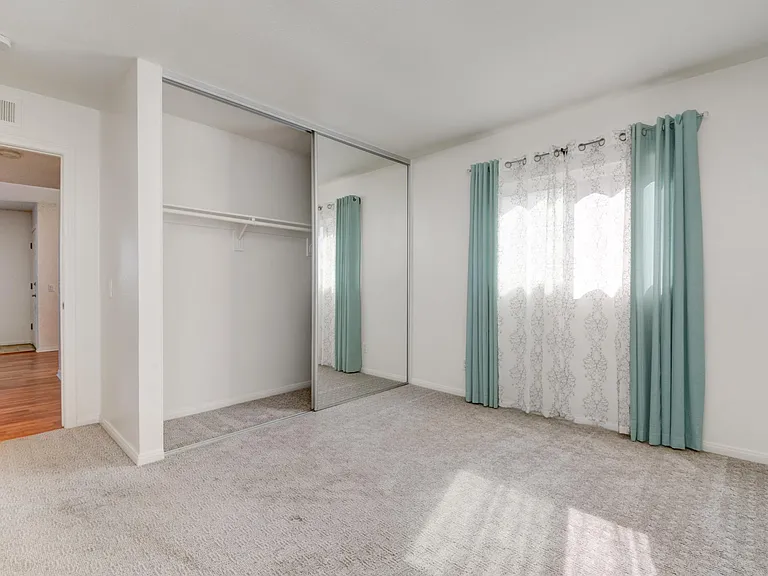 526 Calle Montecito — Photo 11