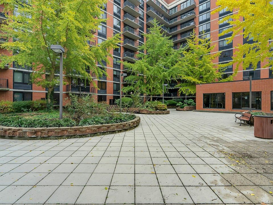 2nd image of 700 Grove St APT 3P